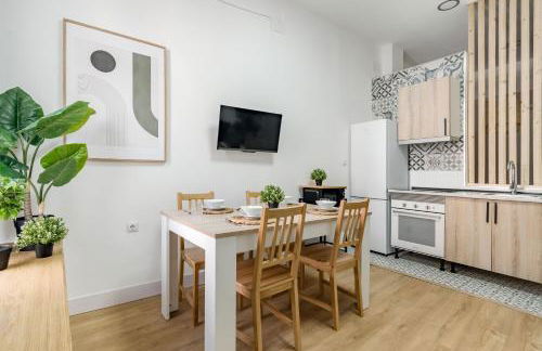 Charming Lucero - Foto 10