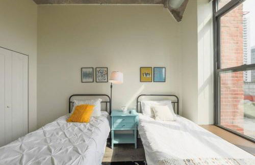 Walkable 2BR Apartment in Chicago South Loop with Optional Parking and Gym Access Near McCormick Place, Museum Campus & Lakefront - Foto 14