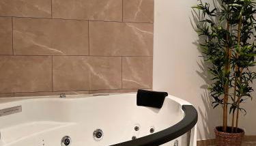 Modern SPA - Cosy & Chic - JACCUZI - Foto 2