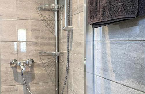 Chalet confortable à Pesmes avec terrasse privative - FR-1-583-477 - Foto 4