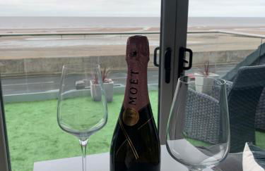 Beach View Apartment with balcony and sea view - pet friendly - Foto 18