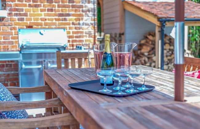 Luxury Home With Large Garden - The School House - Foto 42