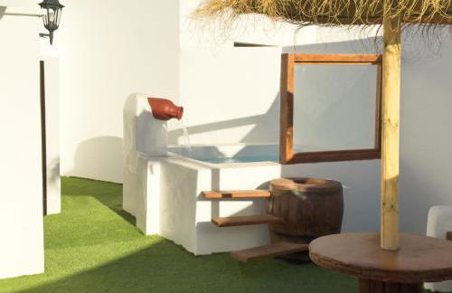 Bungalow Ahul Famara con pequeña piscina - Foto 4