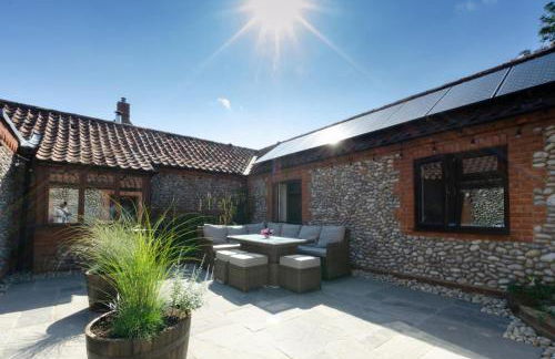 5 Bed in Salthouse oc-cubot - Photo 6