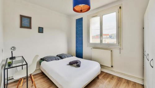 Appartement de charme, proche de toutes commonidités - Foto 3
