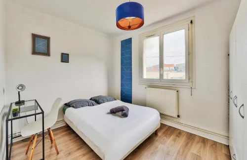 Appartement de charme, proche de toutes commonidités - Foto 3