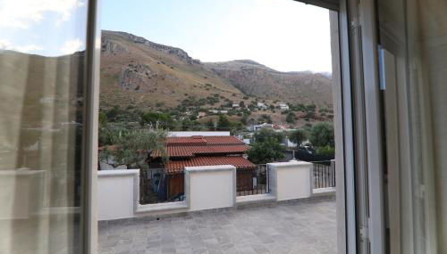 Twins House Vacation Home - Foto 5