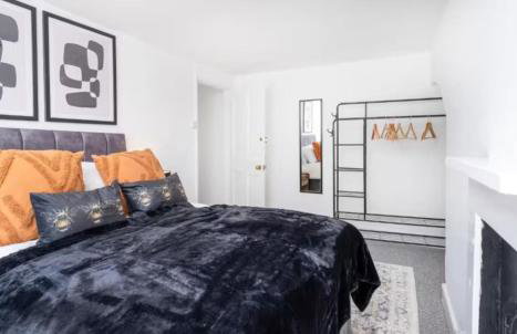 Central Stroud 3-Bedroom Flat with Fast WiFi and On-Site Parking - Foto 15