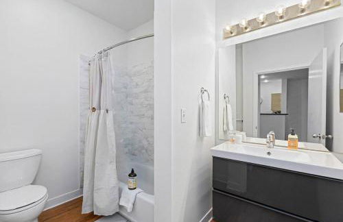 Belltown's Flower Moon, near The Space Needle - Foto 16