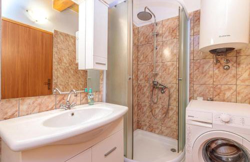 Chalet Zavrh with Private Heated Pool - Foto 74