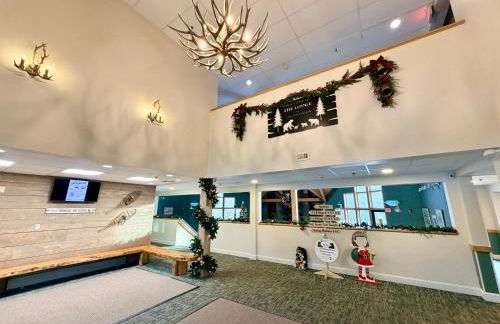 Loon Mountain Retreat with Pool and Hot Tub - Foto 4