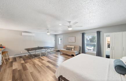 5BR Family Oasis with Pool and Game Room - Foto 26