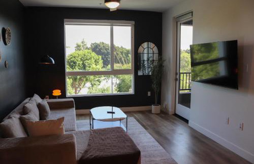 Bright & Cozy Getaway with Pool Free Parking 10 mins Disneyland - Foto 56