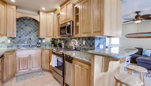 Stunning Ocean View Home w Rooftop Terrace, Firepit, Fast Wifi, AC & Parking! - Foto 5