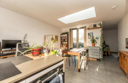 Beautiful 1BR Huge Terrace 17 mins central London - Pass the Keys - Foto 8