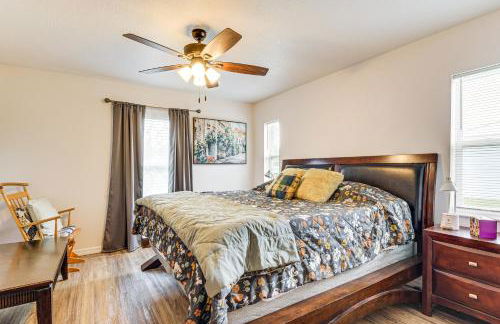 Newly-Built Home with Yard and Patio in Inverness! - Foto 18