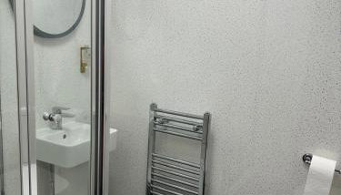 Central Hotel - Photo 3