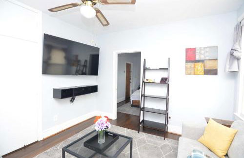 Spacious Home with Parking, Laundry - Near RU, RWJ, NJ Transit - Foto 26