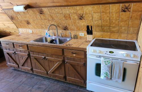 The Koal-Mine-Inn - Great Location & AC! - Foto 20