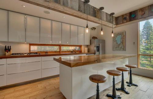 Mod Haus by Tahoe Getaways - Mountain Modern West Shore Home w Private Beach and Pier, Near Skiing - Foto 7