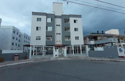 Lindo apartamento completo e com garagem coberta - Foto 13