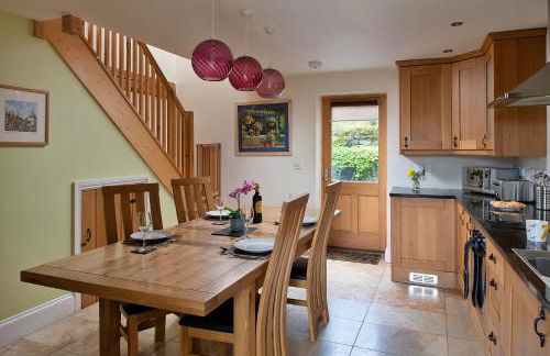 Finest Retreats - Hilltop Haven - Photo 10