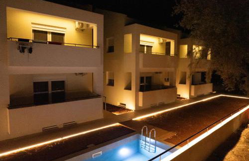 Miralis Apartments - Photo 21