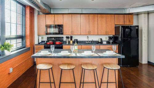 Centric Modern Loft w/ King Beds & Smart GameTable - Foto 4