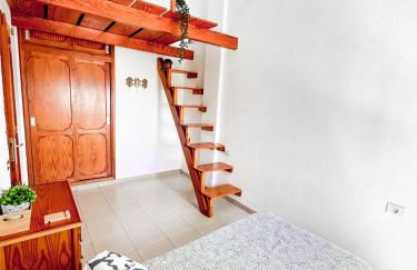 La Perla Beach House - Photo 5