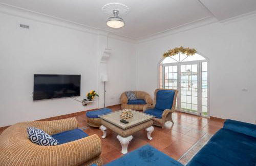 4BR Chalet El Romero-Private Pool, Barbecue & Chill - Foto 5