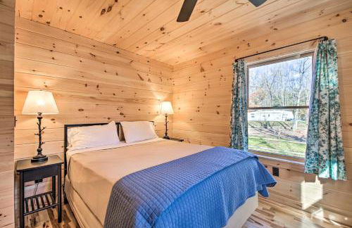 Inviting Webb Lake Cabin with Mountain Views - Foto 10