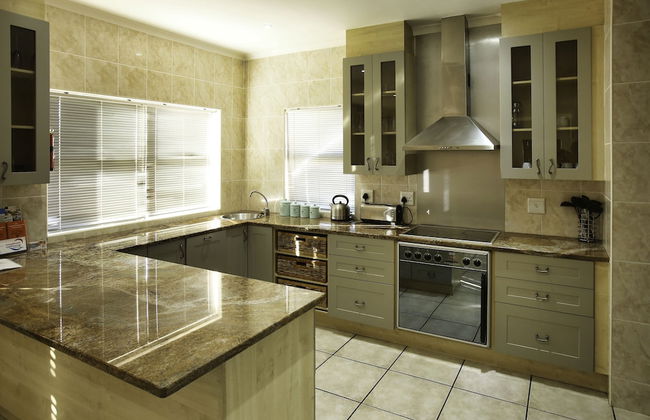 Mulligan, Langebaan 10-sleeper - Photo 10