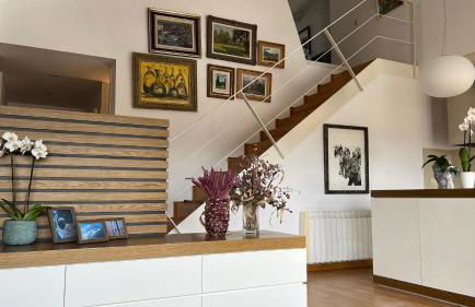 Ático de diseño con terraza en el centro de Olot - Foto 3