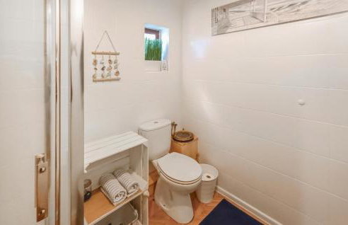 Two-Bedroom Holiday Home In Nowe Warpno - Foto 25