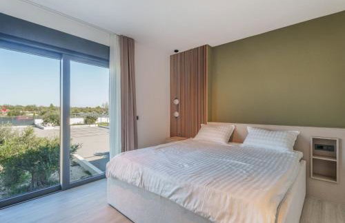 Villa Freedom - Five Bedroom House with Balcony - Foto 15