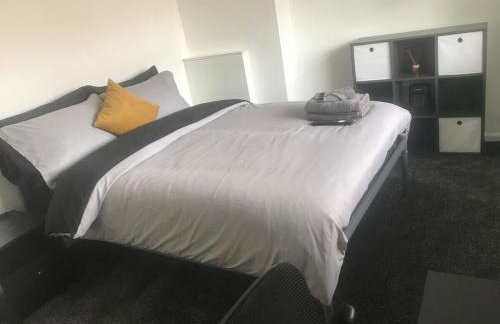 Quiet 2-Bed with Private Garden and Drive - Foto 57