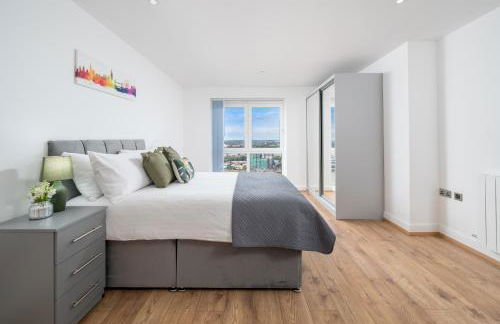 Skyvillion - London River Thames Top Floor Apartments by Woolwich Ferry, Mins to London ExCel, O2 Arena , London City Airport with Parking - Foto 25