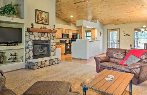 3 Mi to Dtwn Show Low Retreat with 2 Decks - Photo 4