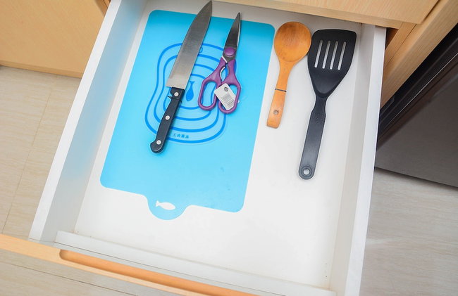 Cozy Stay 1BR at Grand Kamala Lagoon Apartment - Foto 17