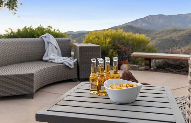 Hilltop Estate w/ Pool, Hot Tub, Fire Pit, Views Cleveland Vista by Avantstay - Foto 58