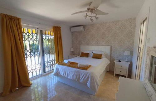 Villa Oregano Oasis Stunning Villa with own heated pool - Foto 40