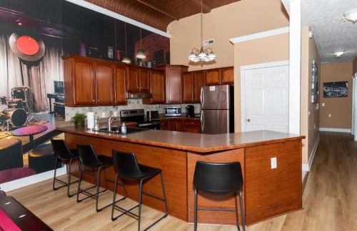 The Jazz Club Downtown Sandusky - Foto 24