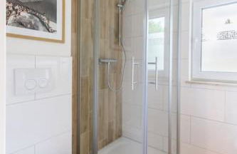 Ferienhaus Goldene Zeit I Terasse I Parkplatz I 3 SZ I 2 Bäder I 2 min zum See - Photo 12