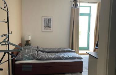 Neu renoviert: 11 Zimmer mit großer Wohnküche, mitten in der Natur - Foto 20