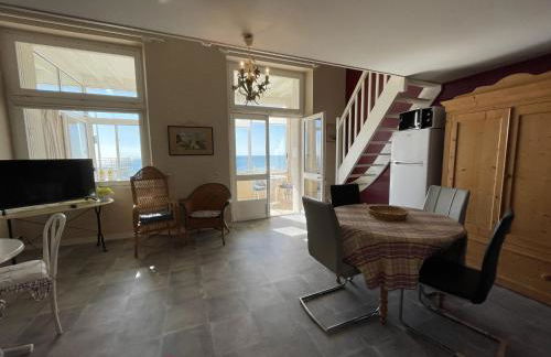 Duplex de charme en front de mer avec véranda - FR-1-361-32 - Foto 13