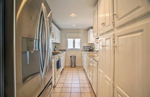 2 Decks and Beach Access Oceanfront Getaway! - Foto 10