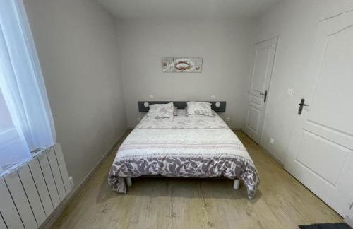 Maison plain-pied 3 ch avec sdb privatives, cour et jardin, proche Blois et châteaux de la Loire - FR-1-491-424 - Foto 15