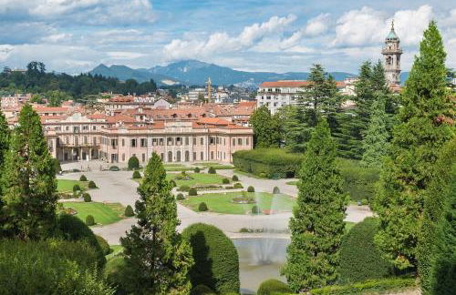 LA TERRAZZA - Very Quiet - Free park - 3 min from Varese center and lake - AIR Conditioning - Cycling friendly - Foto 23