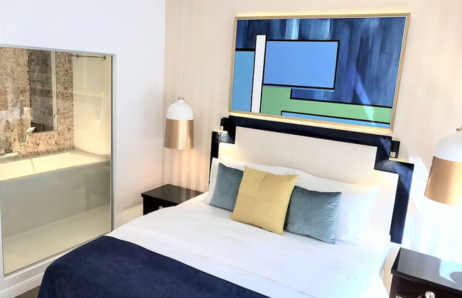 MONDRIAN Luxury Suites & Apartments Old Town Market Square - Photo 31