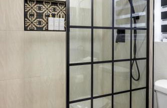 Spacious Yard, Sparkling Pool & Spa, Firepit, 9beds! - Photo 41